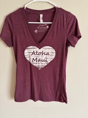 Maroon V-Neck Tee with White Heart 'Aloha Maui' Graphic
